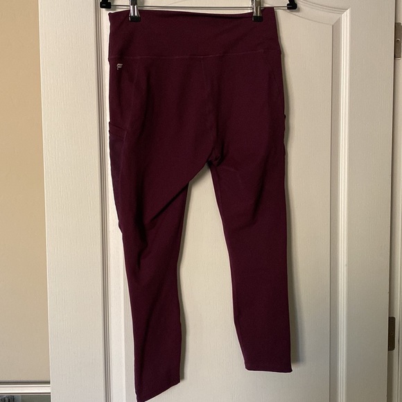 Fabletics On-the-go High Waisted Capri - Picture 3 of 5